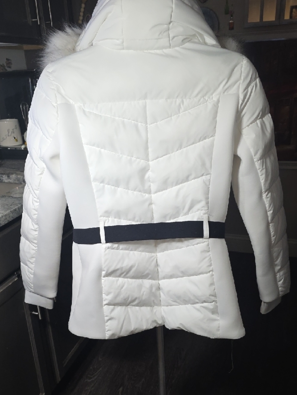 White Faux-Fur Trim Belted Puffer Jacket - Picture 14 of 15
